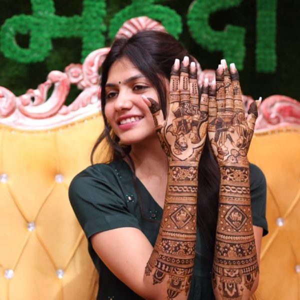 engagement-mehandi.jpg
